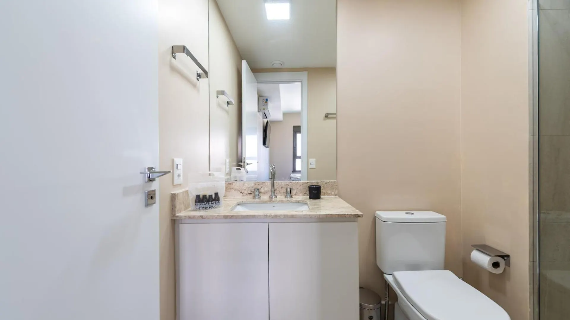 Campo Belo, Wi-Fi 600Mb, Queen Bed, Piscina Sao Paulo 0*,  Brazil