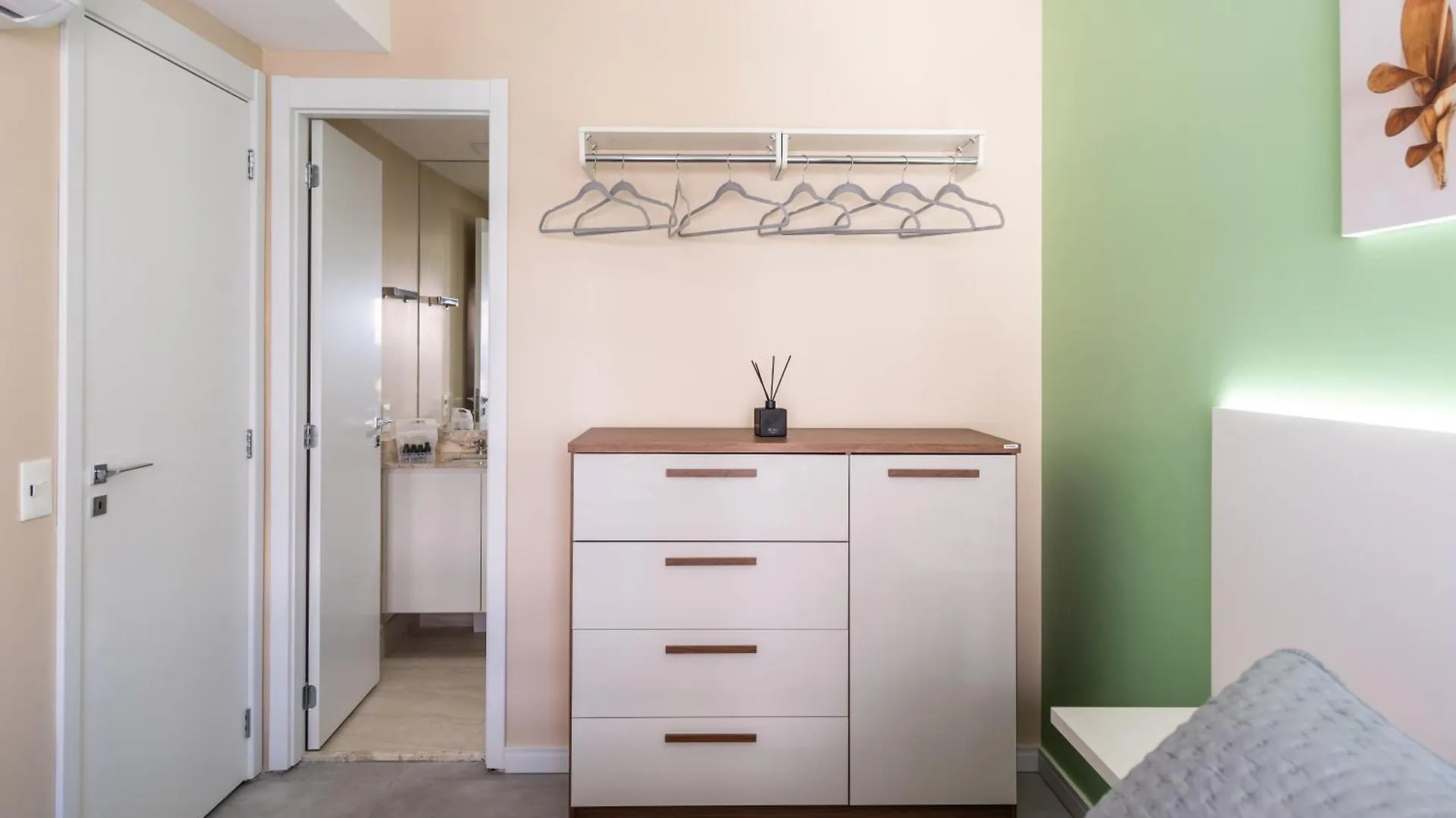 סאו פאולו Campo Belo, Wi-Fi 600Mb, Queen Bed, Piscina 0*, סאו פאולו ברזיל